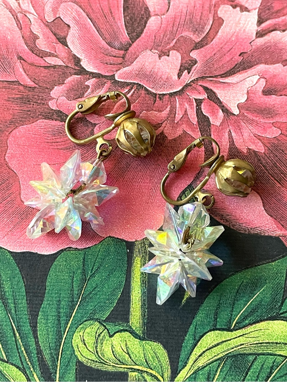 Vintage goldtone & AB crystal cluster dangle clip-on earrings sparkle whimsy